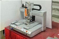 <b>自動打螺絲機，螺絲機有多少個氣缸</b>