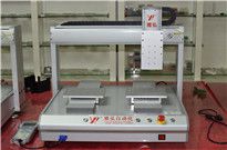 <b>手機噴膠機廠家,靠譜廠家在這里</b>